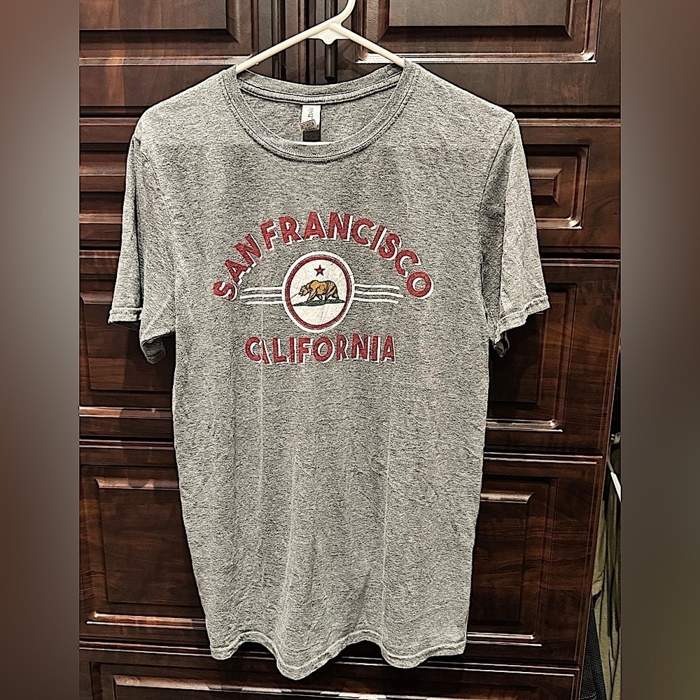Gray San Francisco California custom T-Shirt MEDIUM